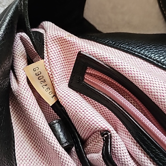 DOONEY AND BOURKE Vintage Logo Lock, black peeble leather, pre-owned, like NEW! - Picture 3 of 6